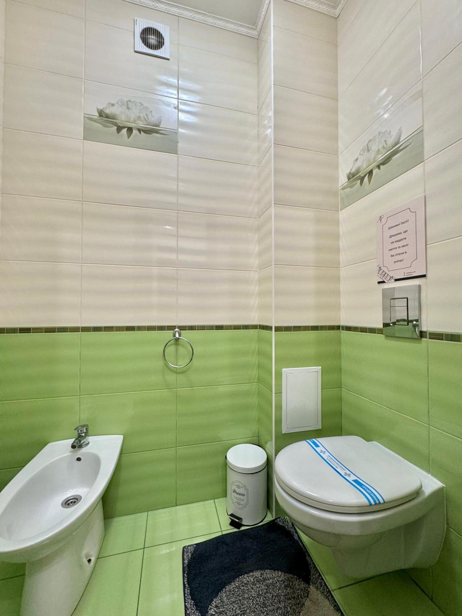 Apartpoltava: Spacious Comfort in Polтава's Heart Exterior photo